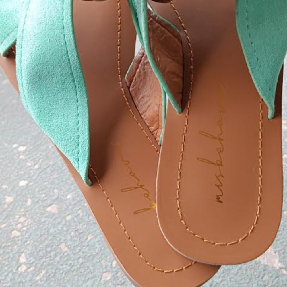 Sandals LAST PAIR - Picture 3 of 3